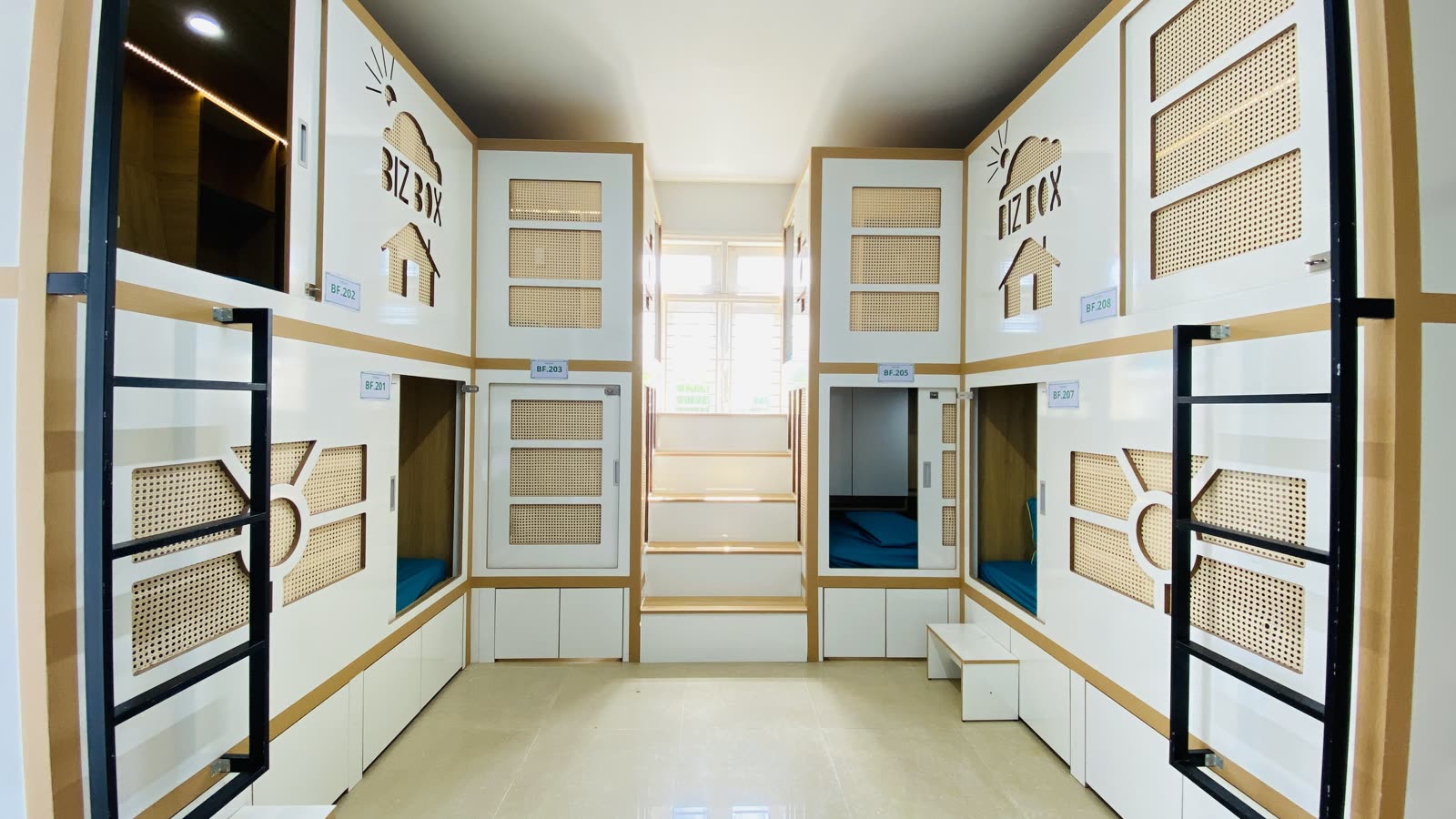 Vách Ngăn Phòng Cho Thuê Và Cách Chia Mặt Bằng Hợp Lý