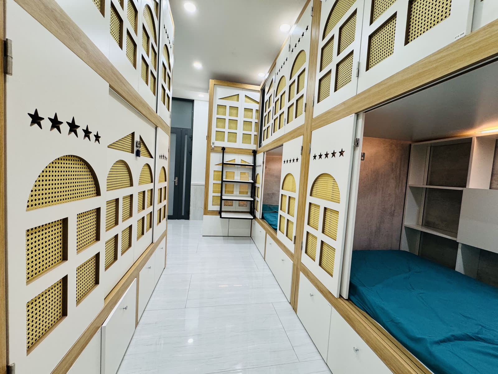 Toà nhà kinh doanh phòng trọ đã hoàn thiện