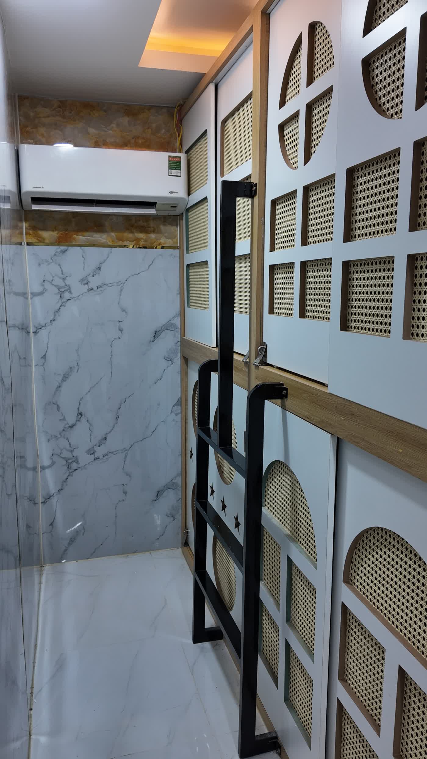 Khoang ngủ lắp ghép liên kết bắt vít